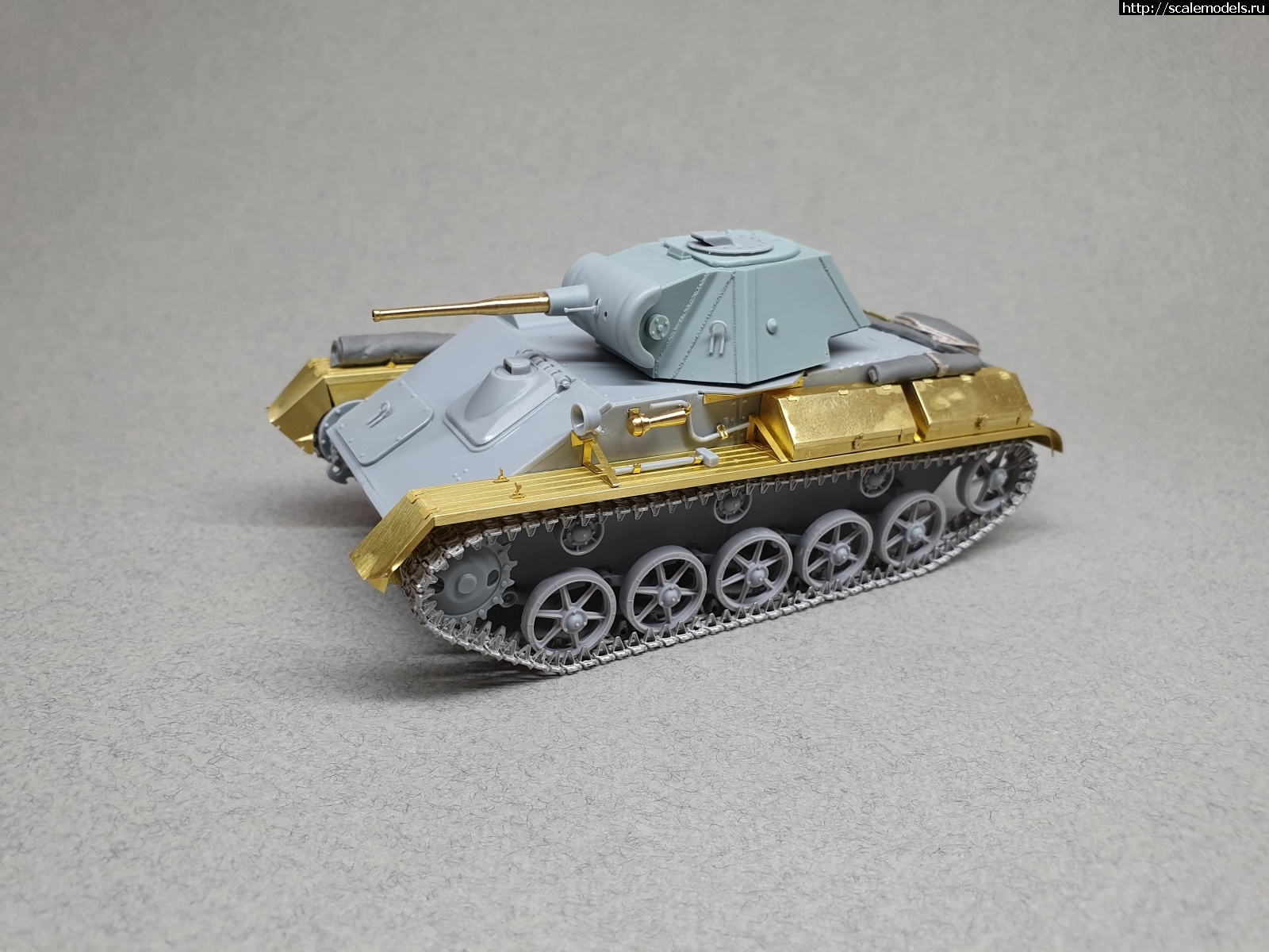 #1602356/ MiniArt 1/35 T-70M  