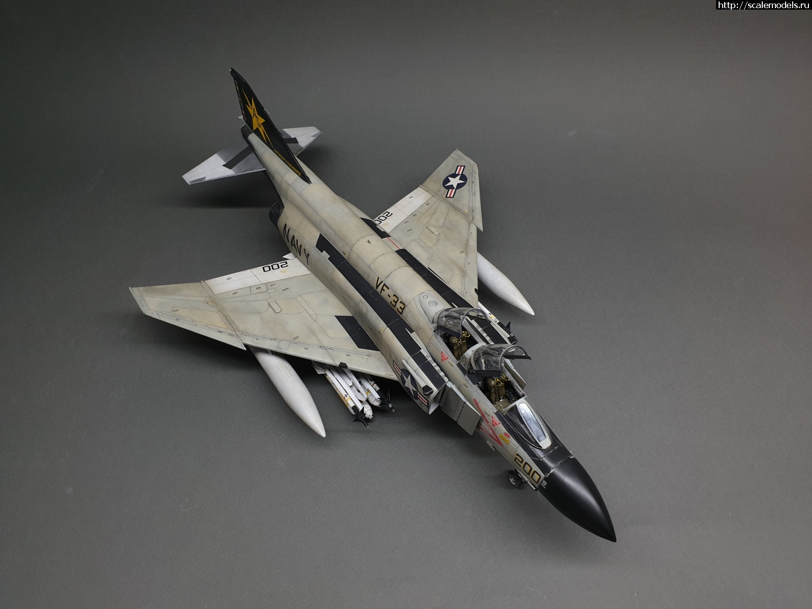 #1621378/ 1/48 Hasegawa F-4J Phantom II - !  