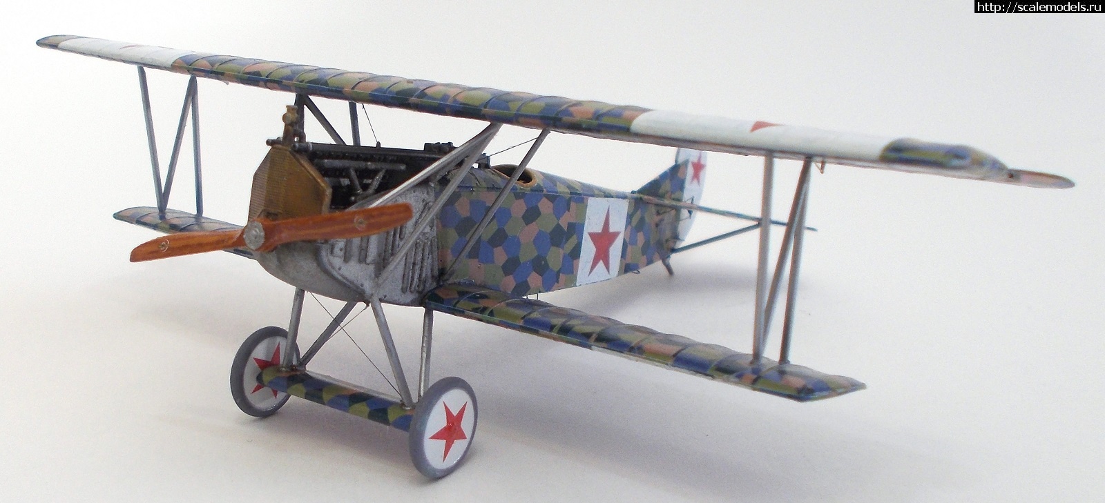 #1627905/ Fokker D. VII (MAG)  Eduard 1/72. .  