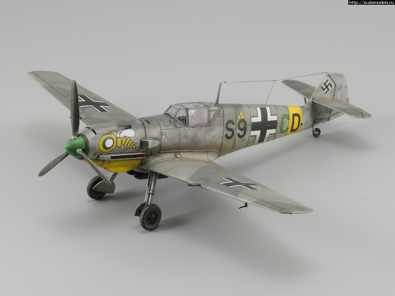 #1629551/ Bf 109E-7/B 1/72 ICM   