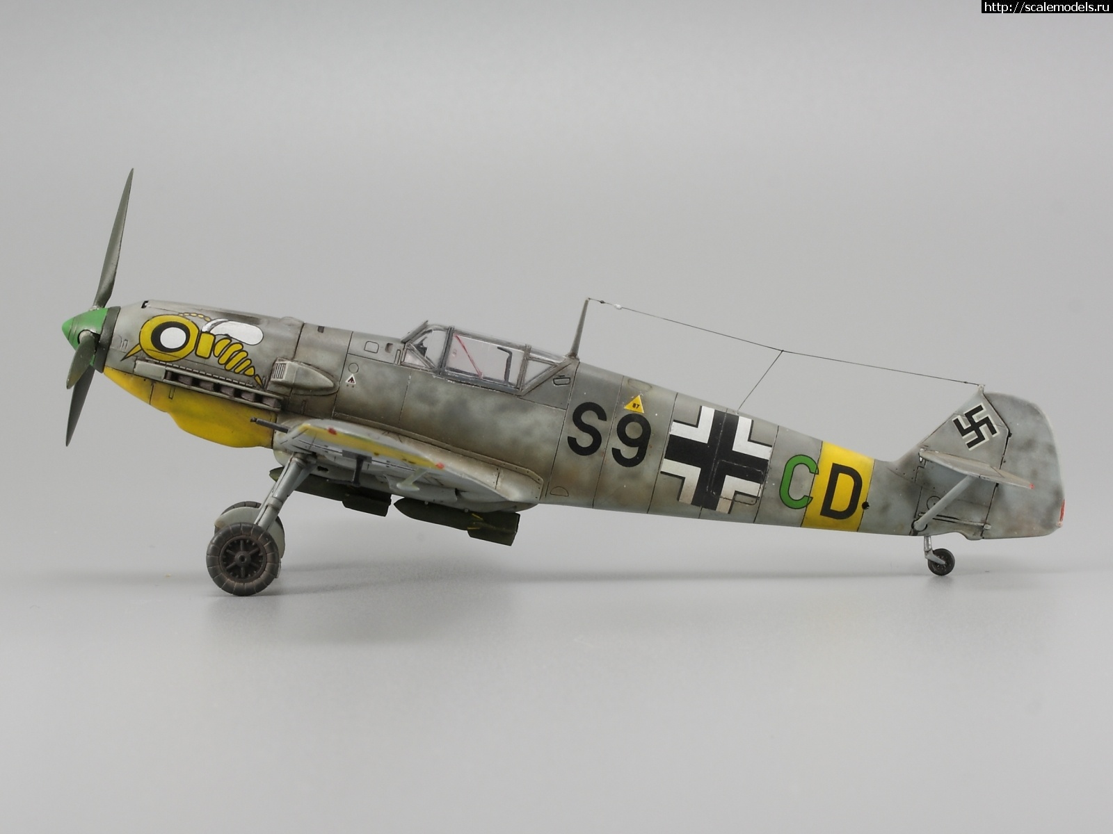 #1629551/ Bf 109E-7/B 1/72 ICM   