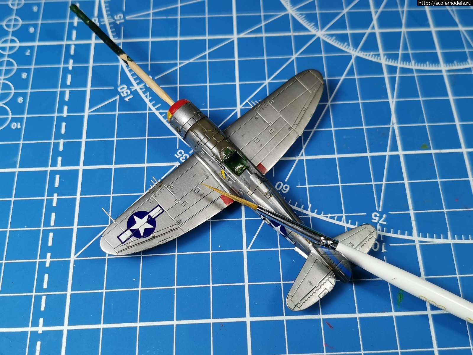 Platz 1/144 P-47D Thunderbolt Razorbacks -   
