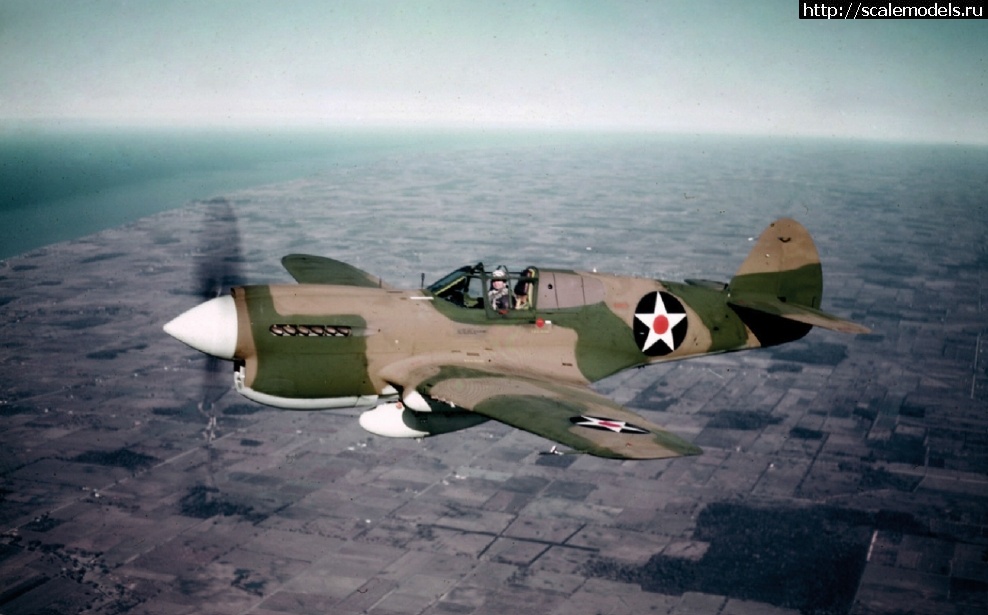 #1659858/     1-48 - 48-053 Curtiss P-40    