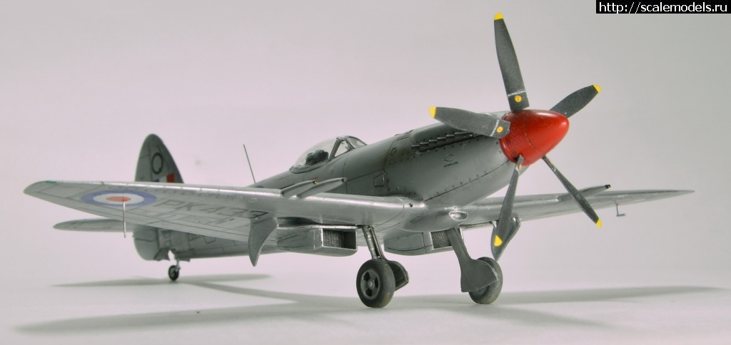 #1668150/ Spitfire F Mk. 22 Airfix 1/72   