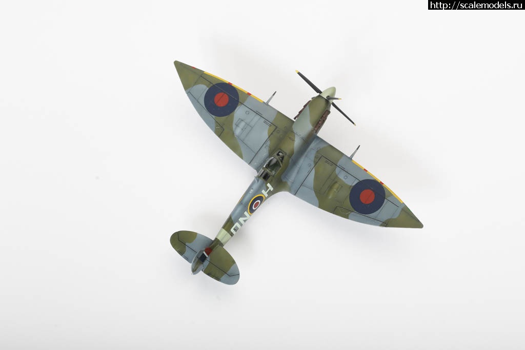 #1669507/ Spitfire Mk. VI Italeri  1/72   