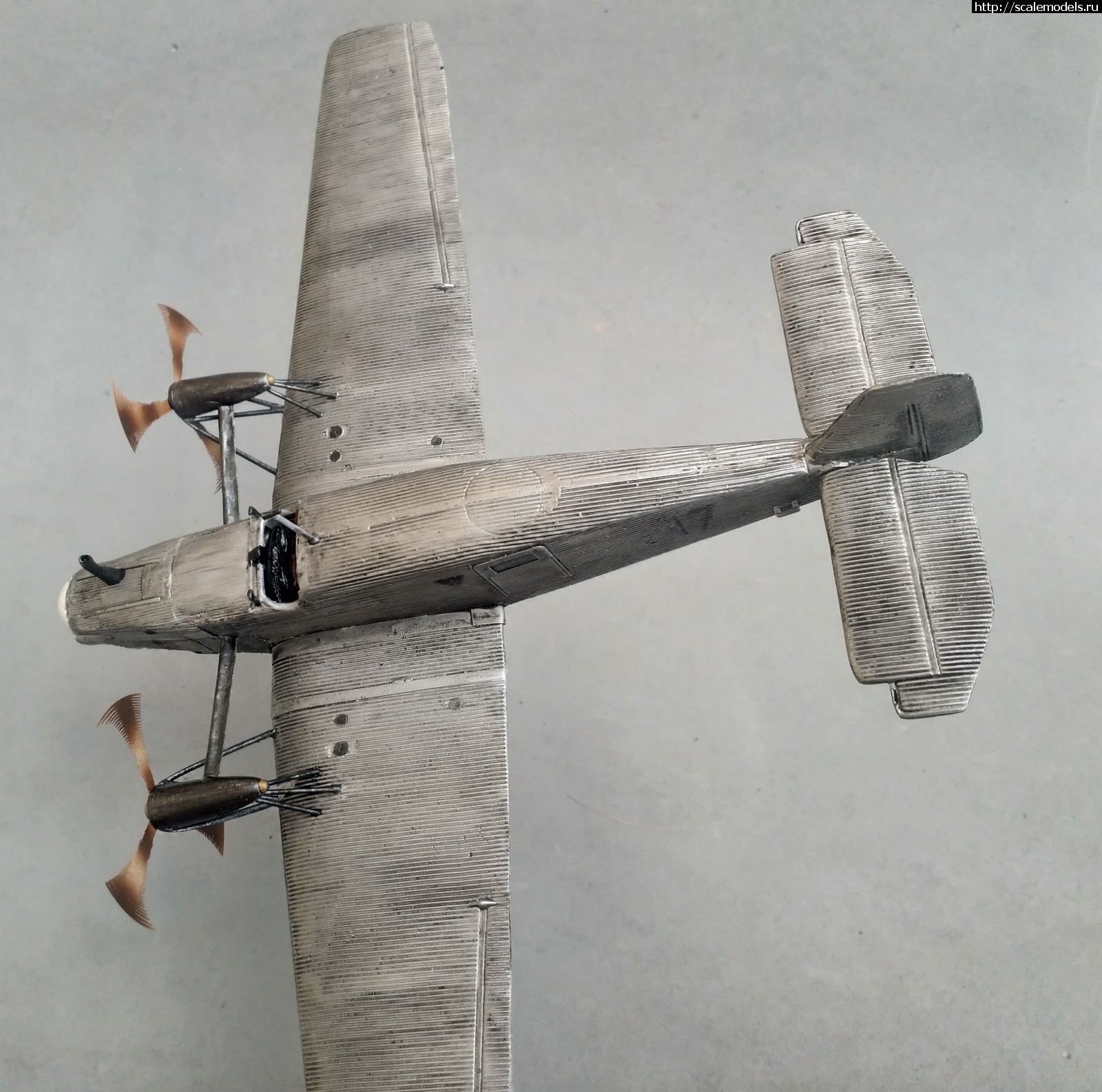 1/72 Junkers w33 twin prop   
