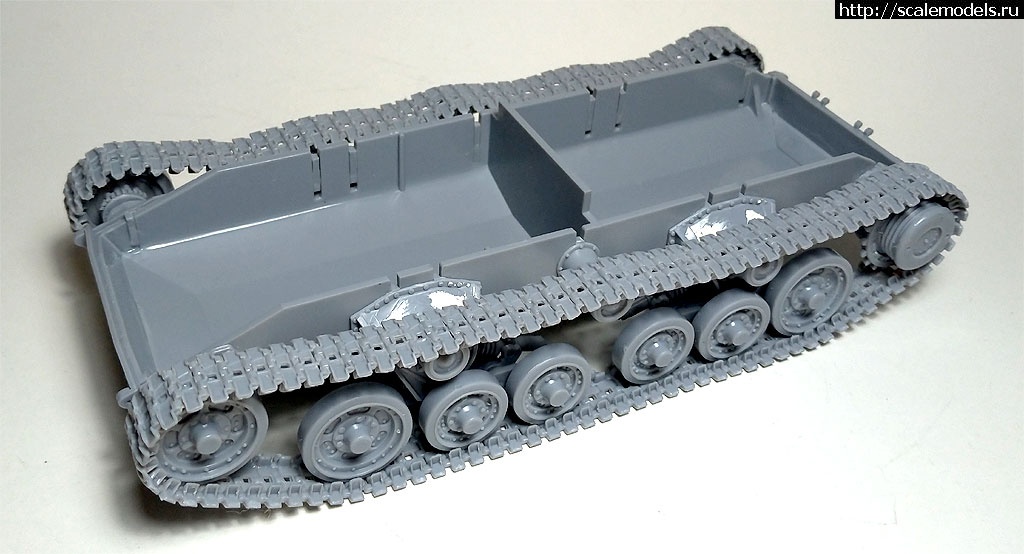 #1676134/ MSD 1/35 British Infantry Tank Mk III Valentine XI -   