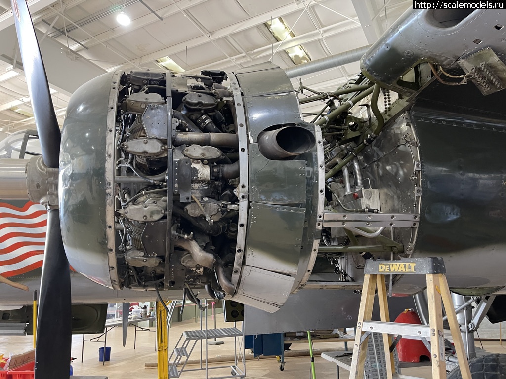 Walk Around North American B-25 Mitchell  