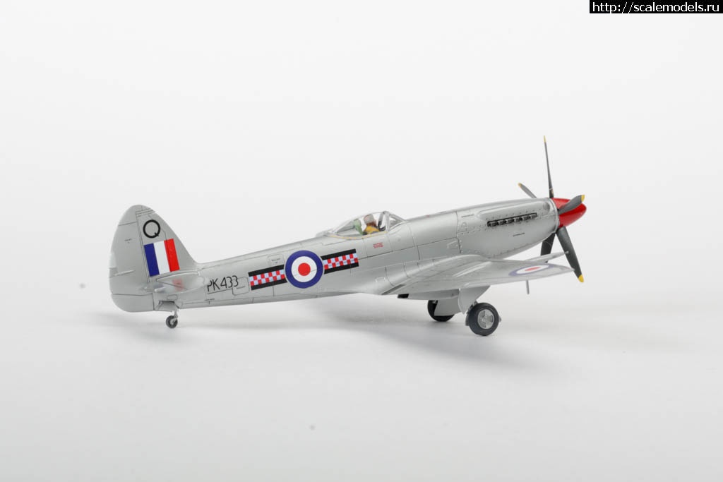 #1683002/ Spitfire F Mk. 22 Airfix 1/72   