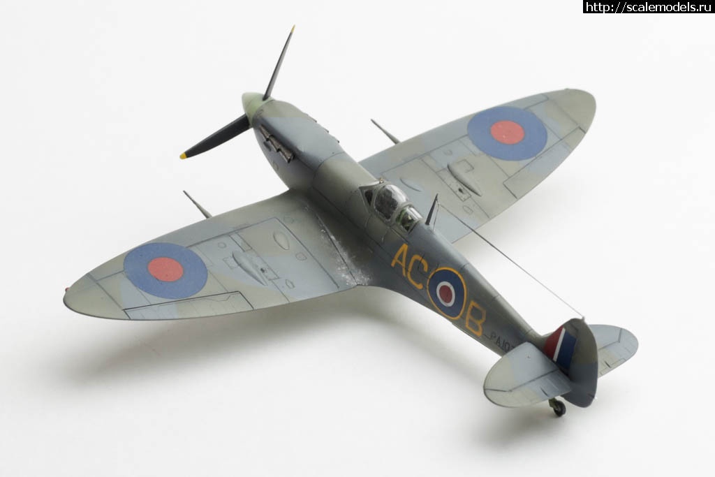 #1690782/ Seafire Mk. Ib 1/72 Admiral   