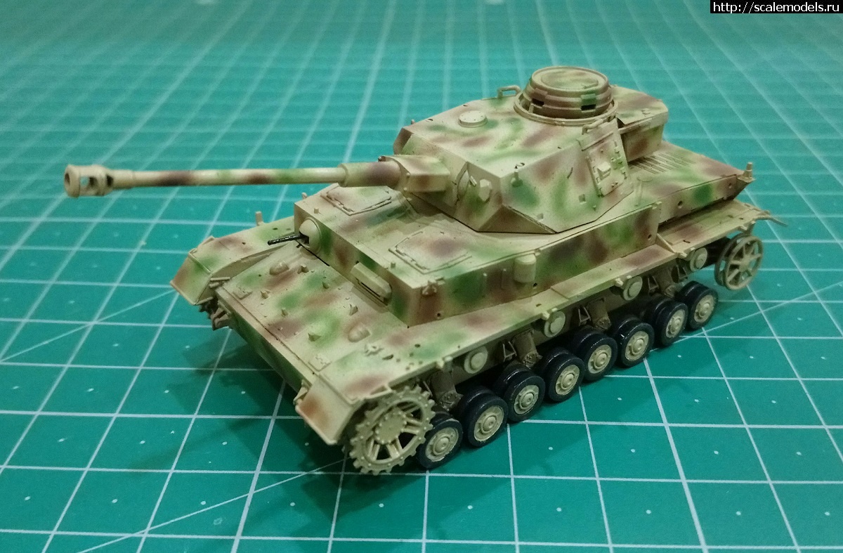 #1691193/   Panzer T-IV Ausf. H  1/72 !  