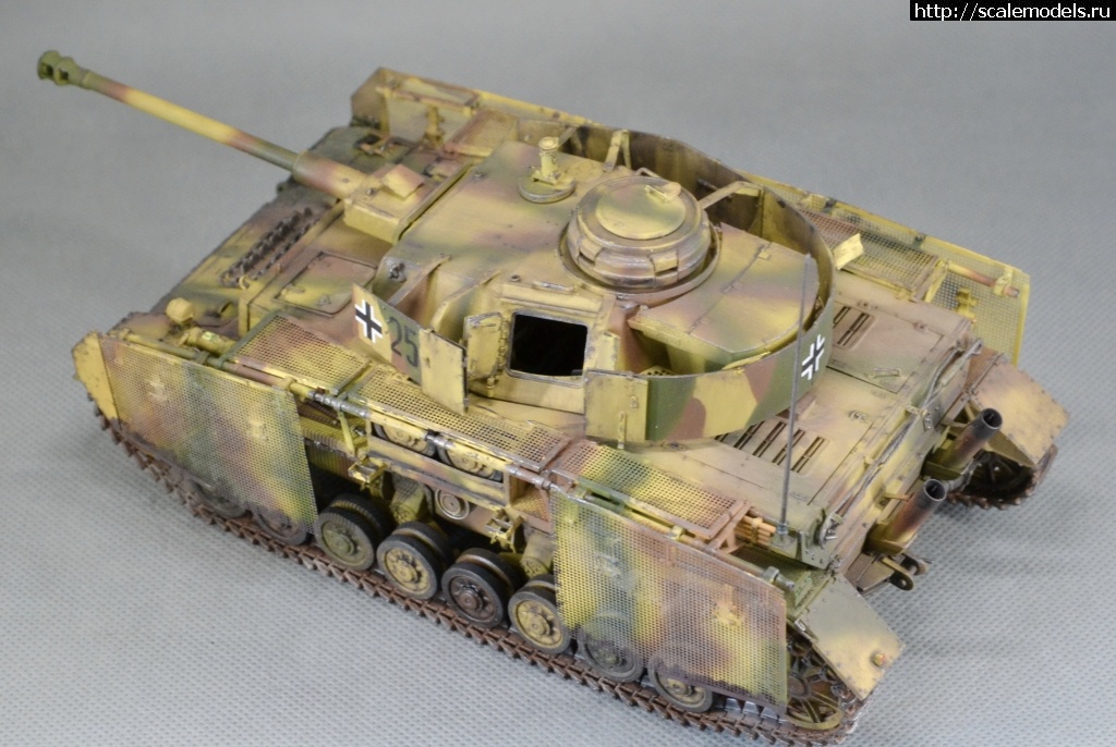 #1700754/ Miniart 1/35 T-IV ausf J   . !  