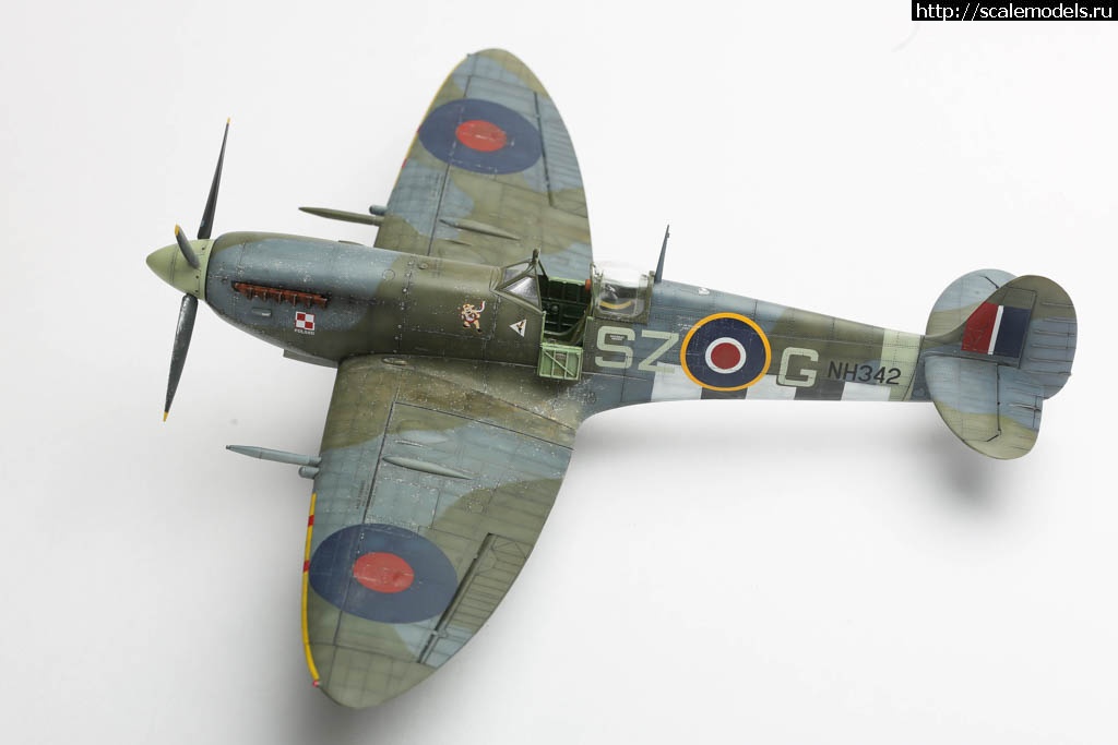 #1701713/ Spitfire Mk. IXc Revell 1/32   