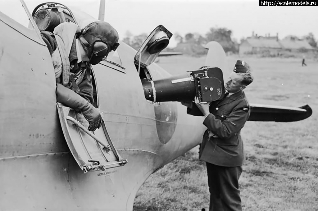 #1713786/ Spitfire Mk.IXc 1/48 Eduard - !  