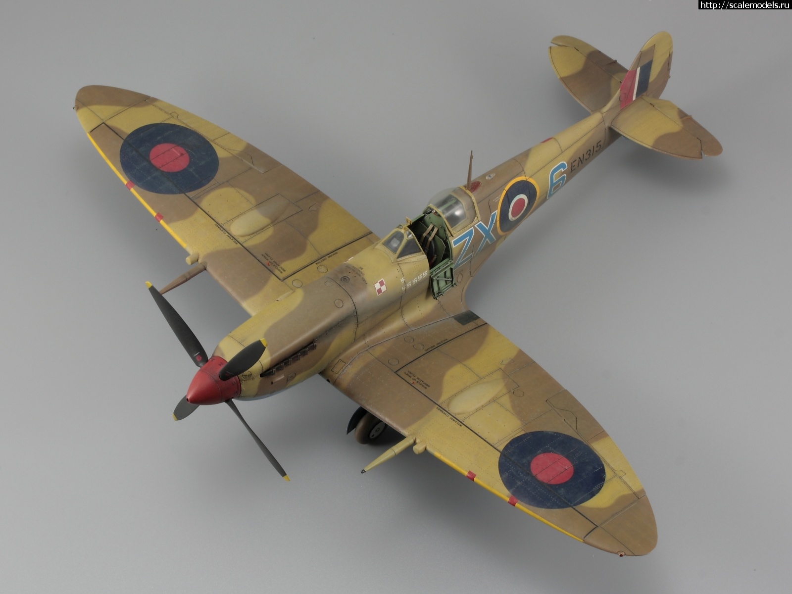 #1721033/ Spitfire Mk.IXc 1/48 Eduard - !  