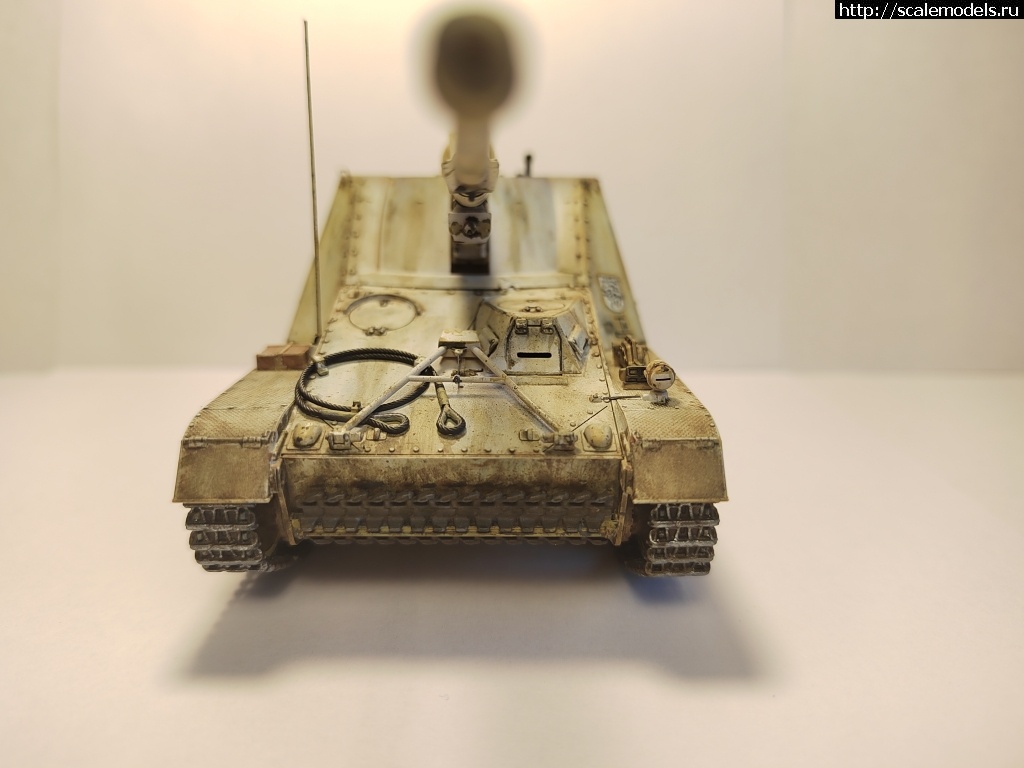 #1721511/ Tamiya Nashorn 1/48. .  