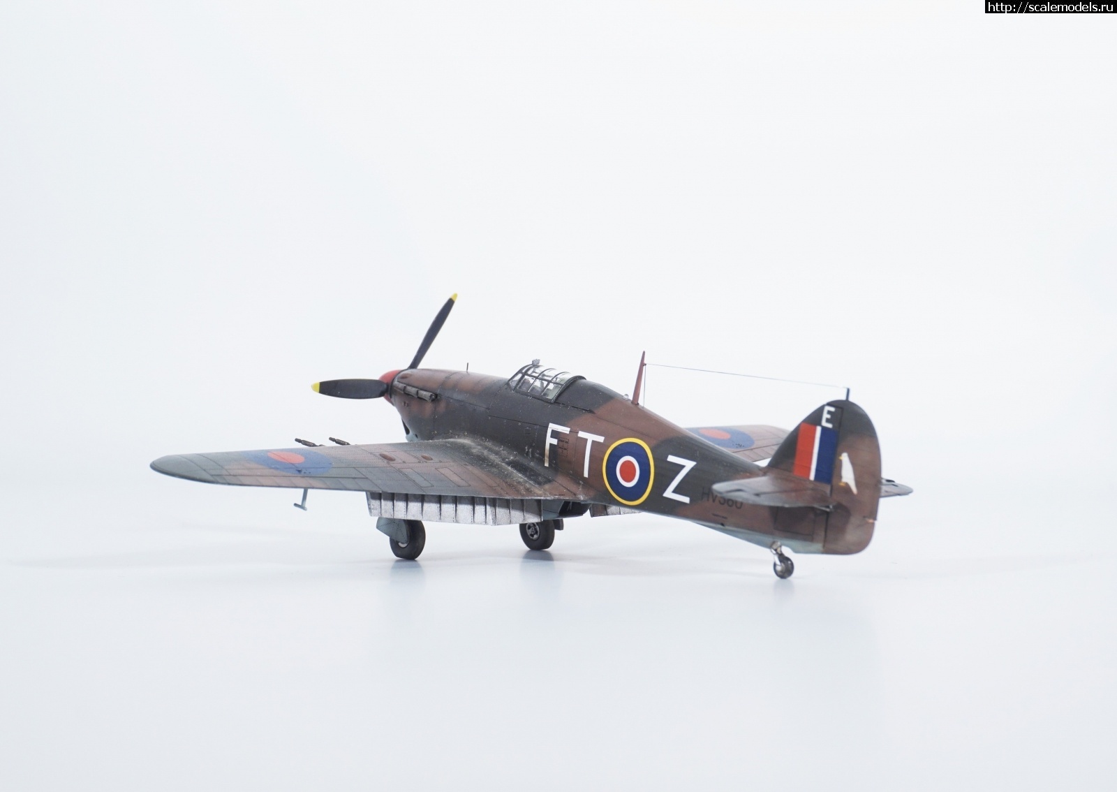   -3,  1/72 Hurricane  