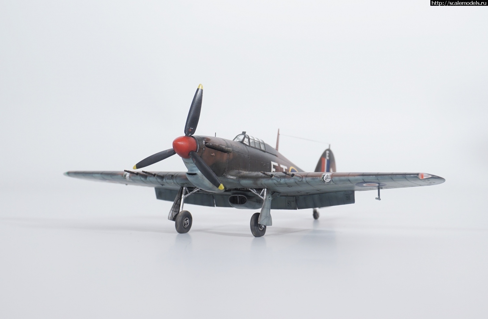   -3,  1/72 Hurricane  