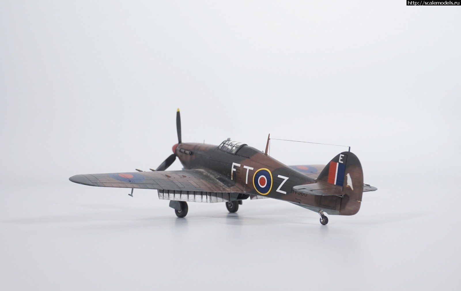   -3,  1/72 Hurricane  