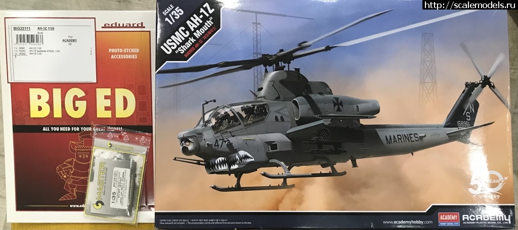 AH-1Z 1/35 Academy (  )  