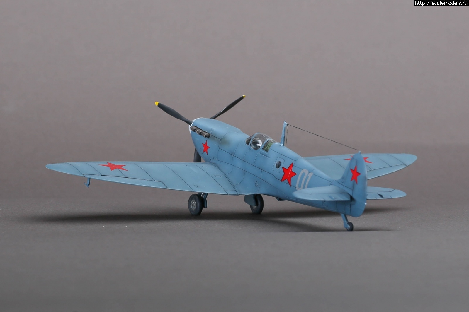 #1724410/ Spitfire PR. Mk.lV 1/72 Airfix + Sword vacu canopy   