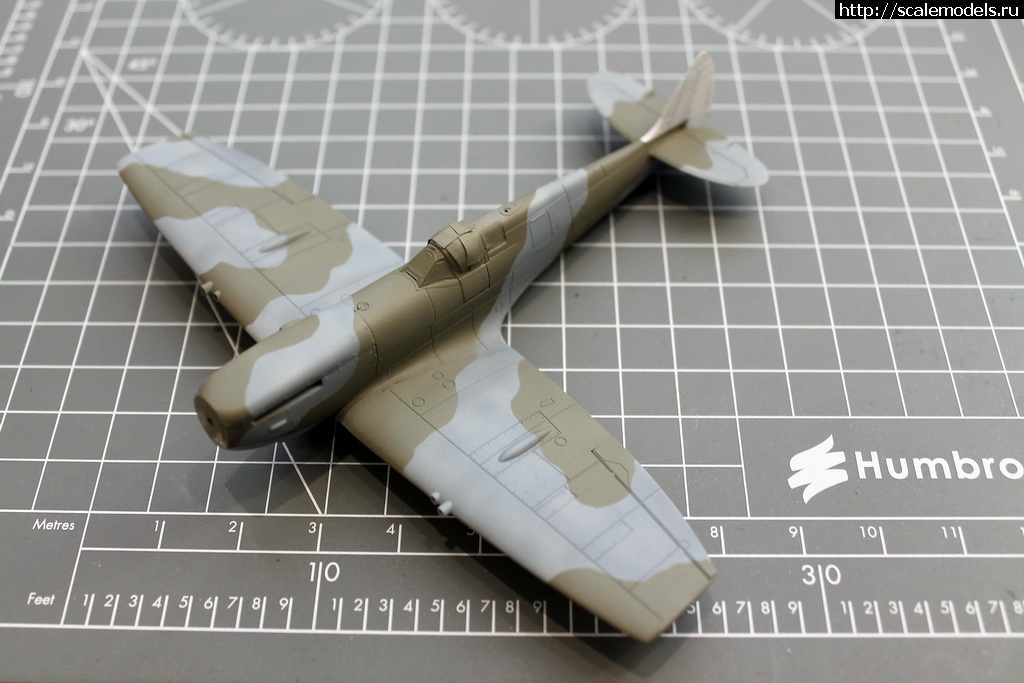 #1725891/ Eduard 1/72 Spitfire Mk.IXe . - !  