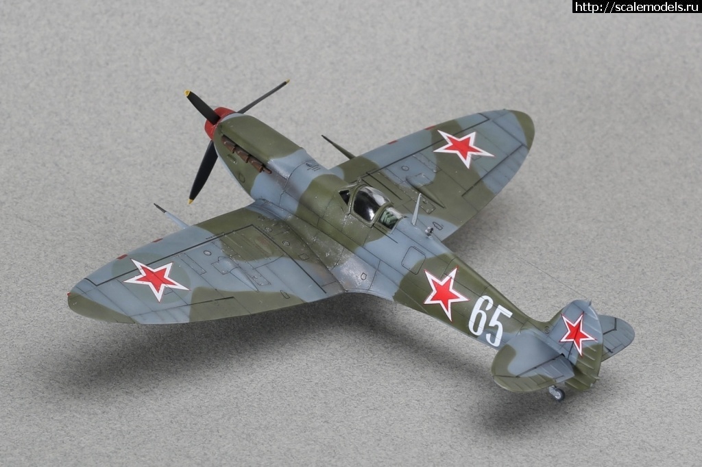 #1726218/ KP 1/72 Spitfire Mk.Vb  538 - !  