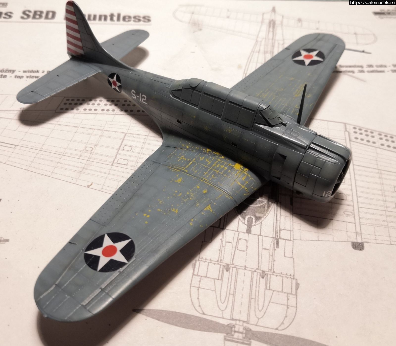 #1728719/ SBD-3 Dauntless hasegawa 1/72 .  