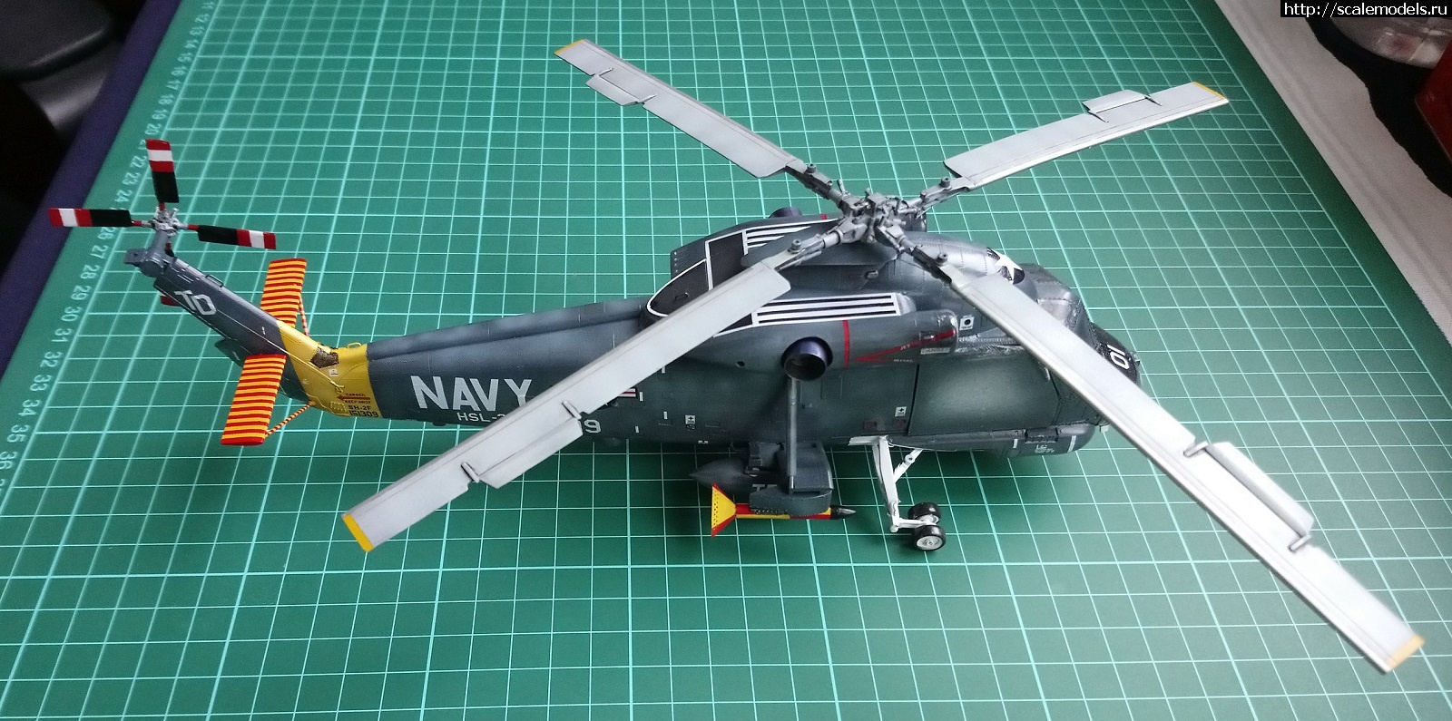 #1734902/ SH-2F Seasprite 1/48 Kitty Hawk ()  