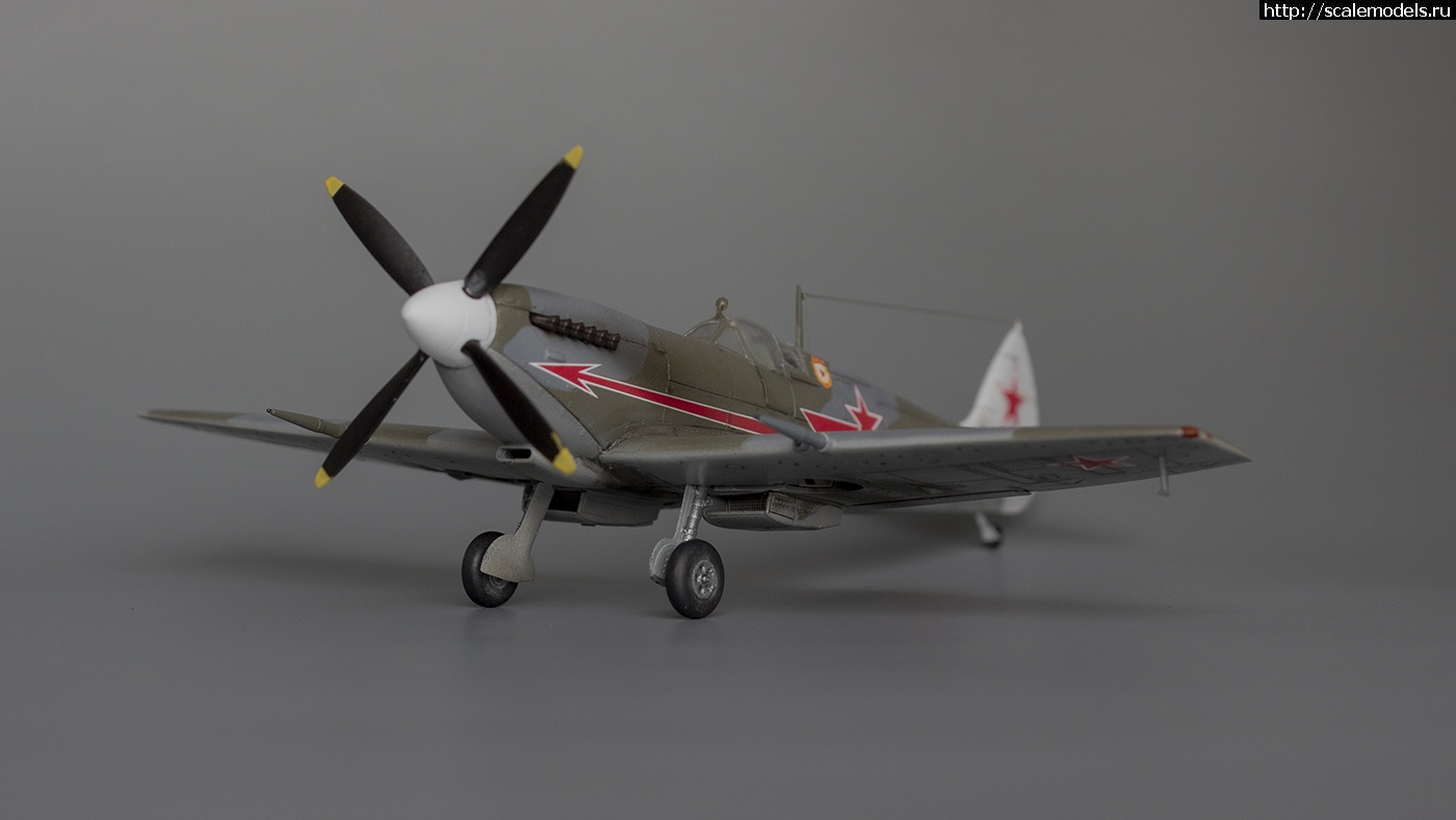 #1735117/ Eduard 1/72 Spitfire Mk.IXe . - !  