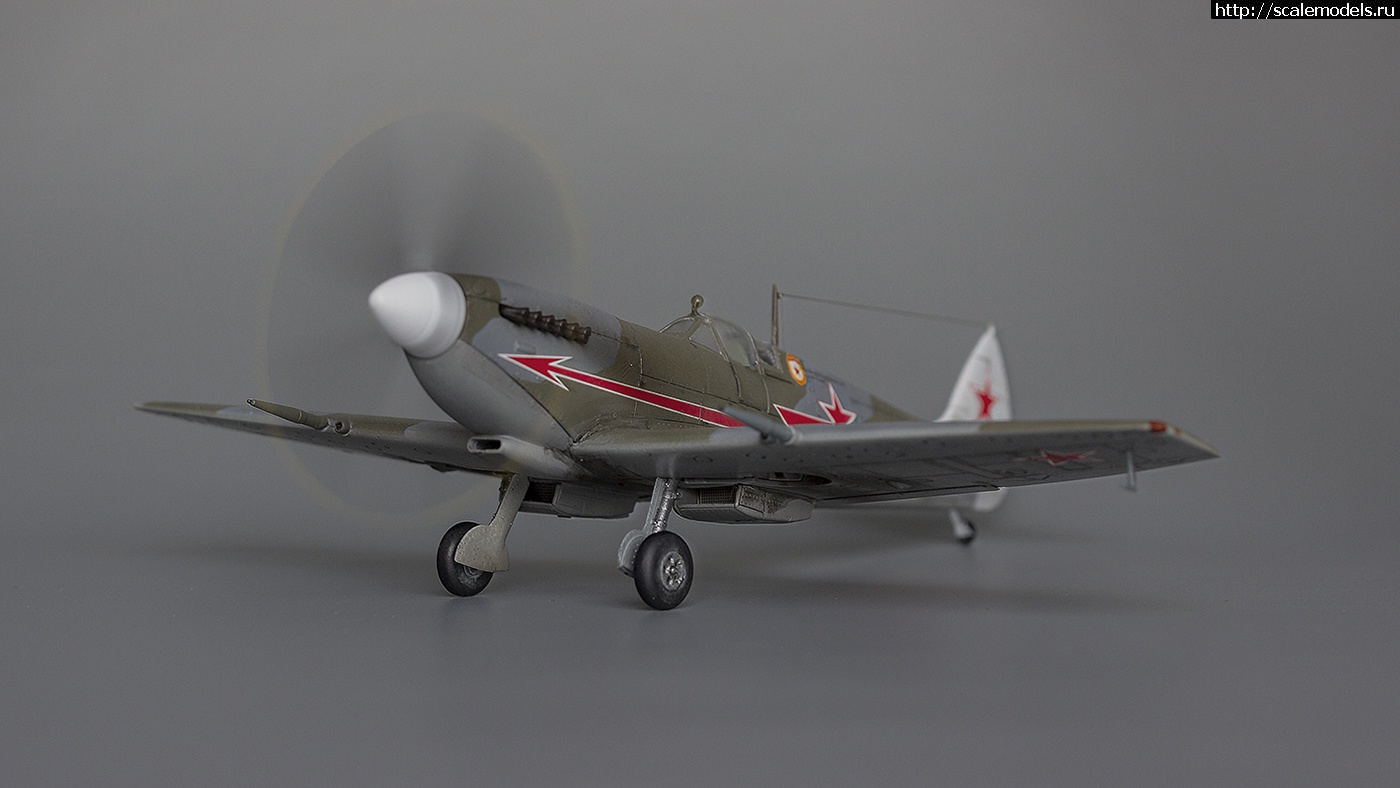 #1735117/ Eduard 1/72 Spitfire Mk.IXe . - !  