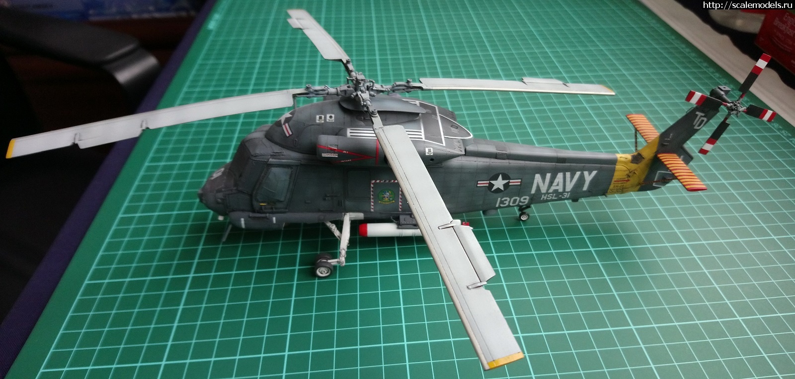 #1735433/ SH-2F Seasprite 1/48 Kitty Hawk ()  