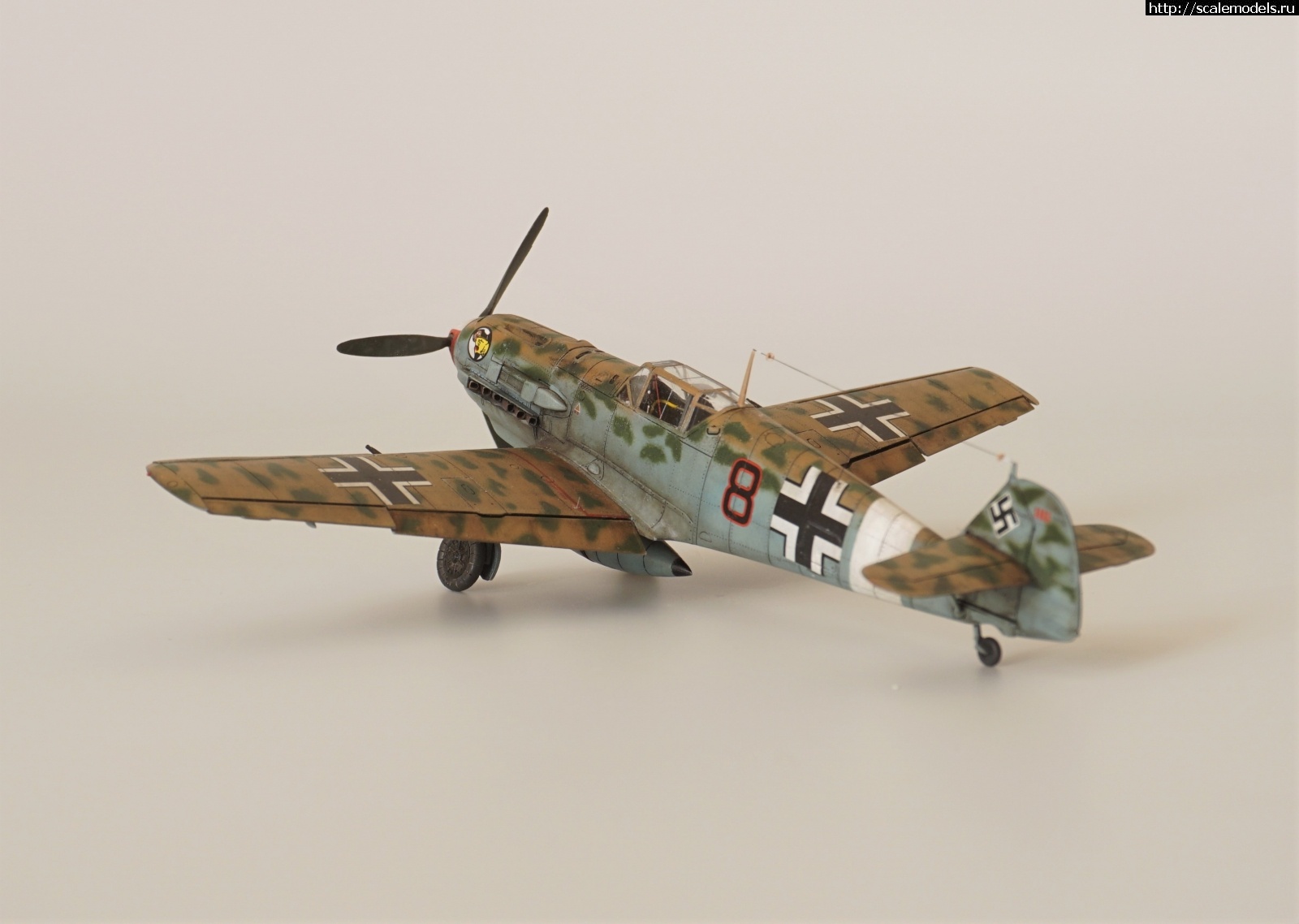 #1736169/ Bf 109E-7trop. 1/72 Tamiya !  