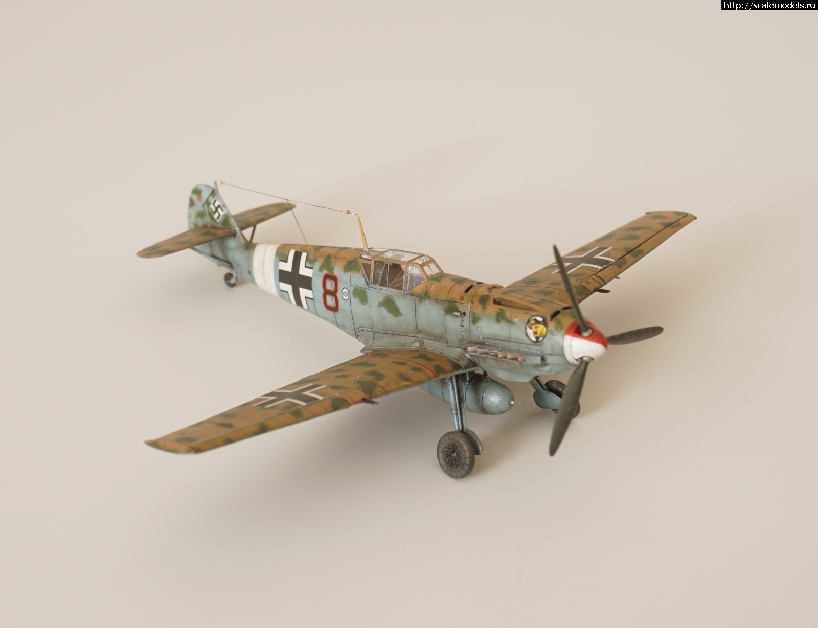 #1736169/ Bf 109E-7trop. 1/72 Tamiya !  