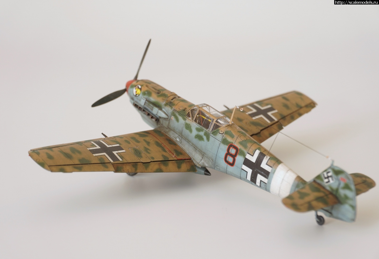 #1736169/ Bf 109E-7trop. 1/72 Tamiya !  