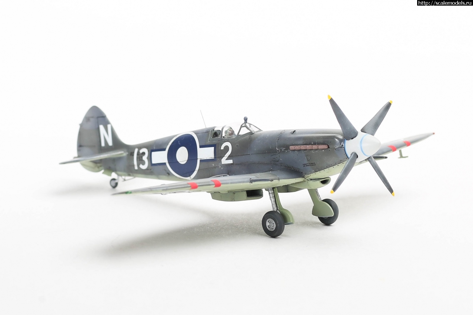 #1737056/ Seafire Mk.XV late Sword 1/72   