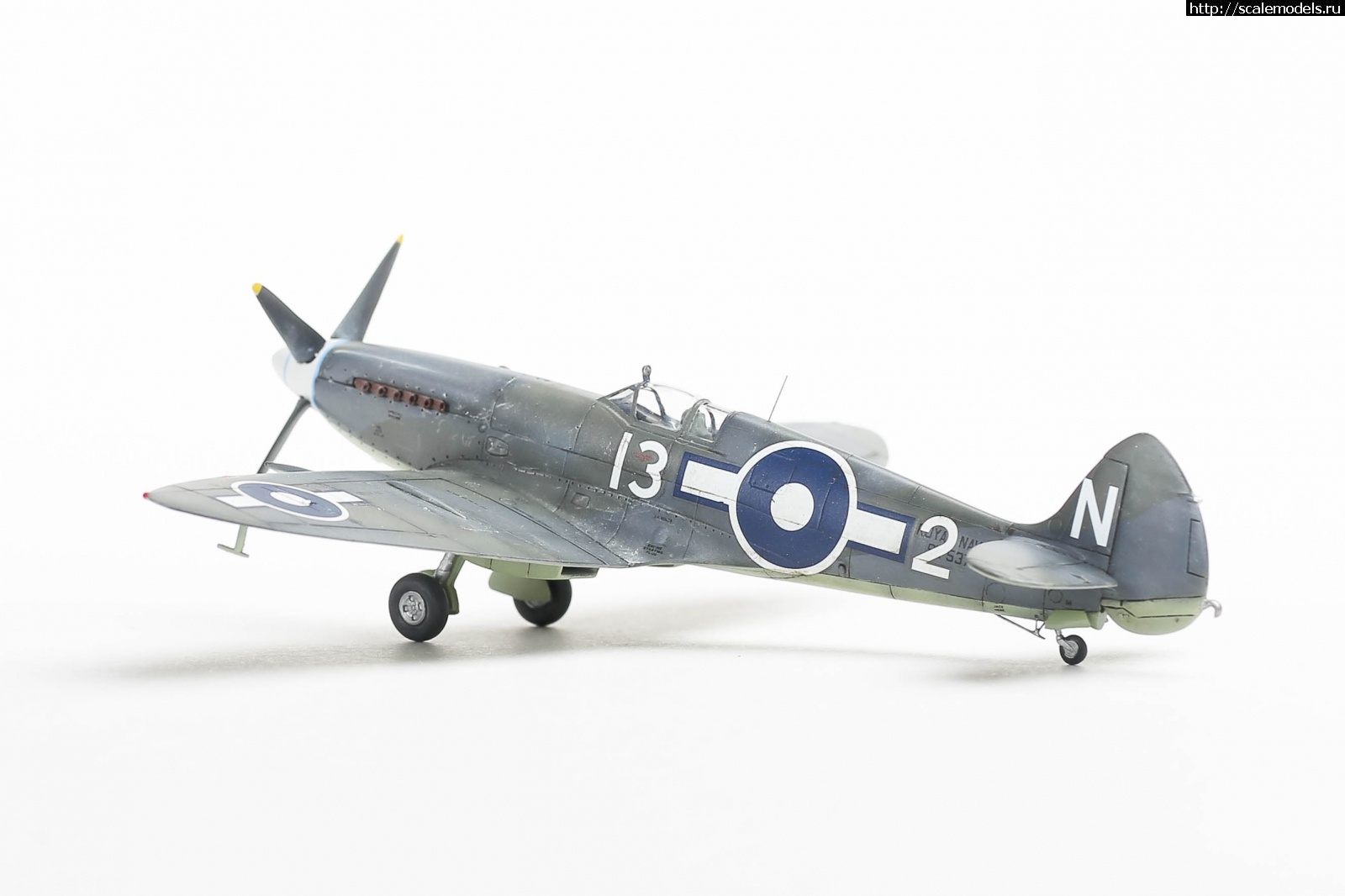 #1737056/ Seafire Mk.XV late Sword 1/72   