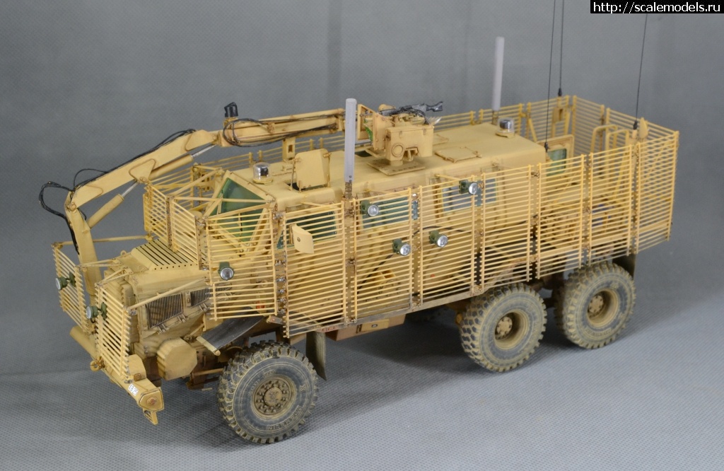 #1737912/ Bronco 1/35 MPCV Buffalo 6x6 - !  