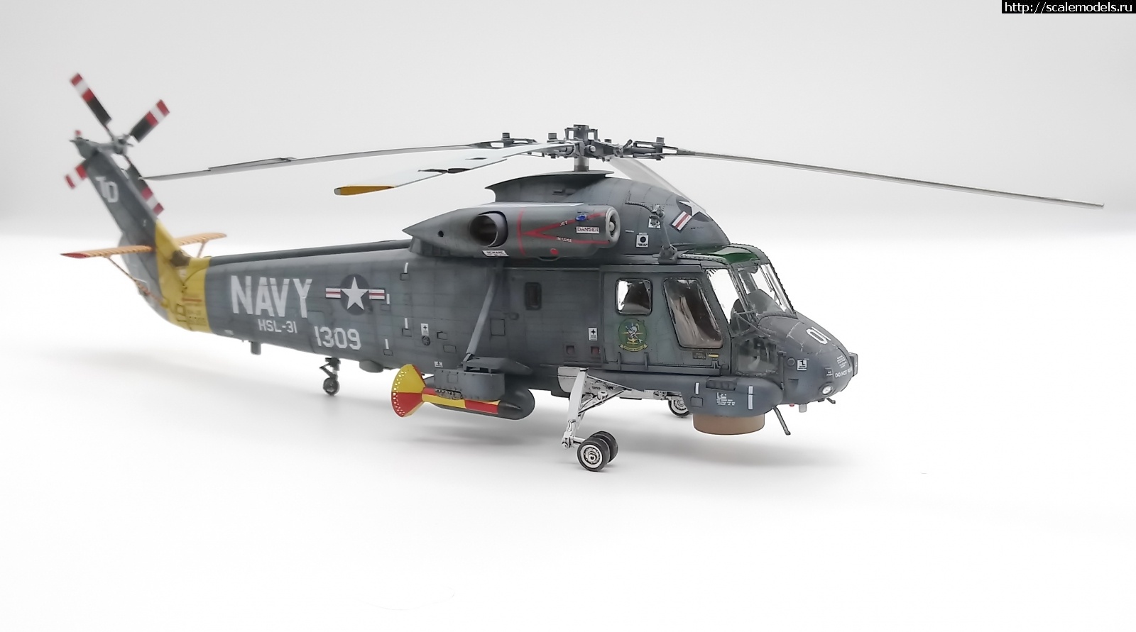 #1739139/ SH-2F Seasprite 1/48 Kitty Hawk ()  