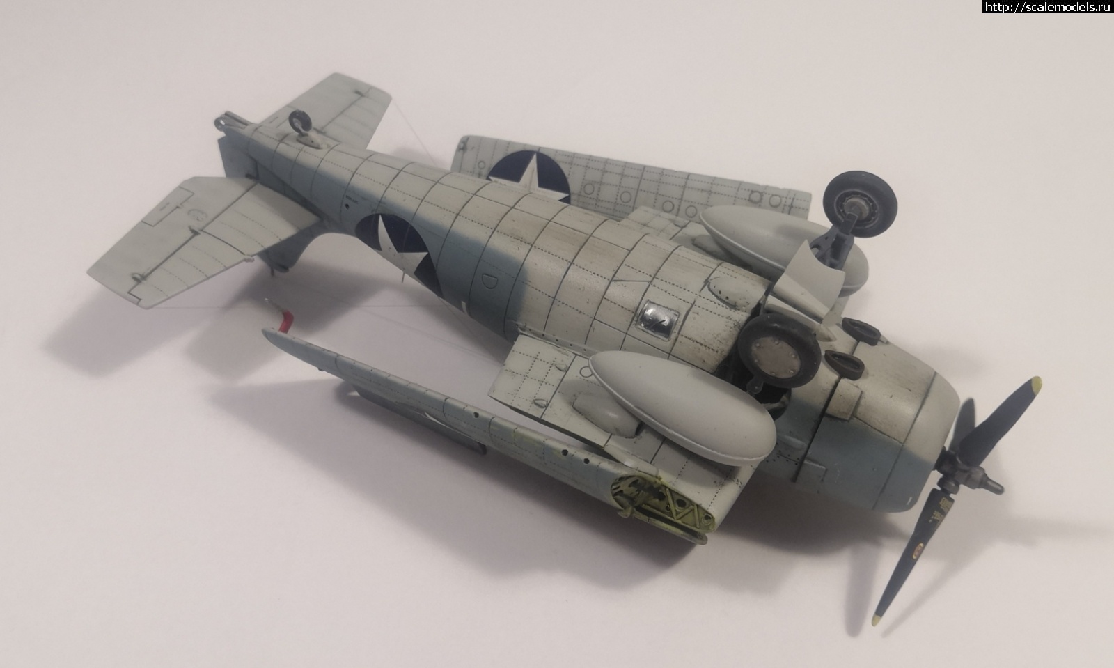 #1739801/ F4f-4 Wildcat Airfix 1/72 .  