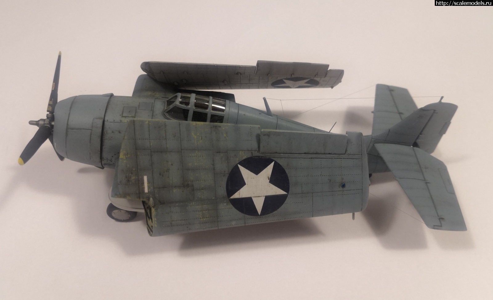 #1739801/ F4f-4 Wildcat Airfix 1/72 .  