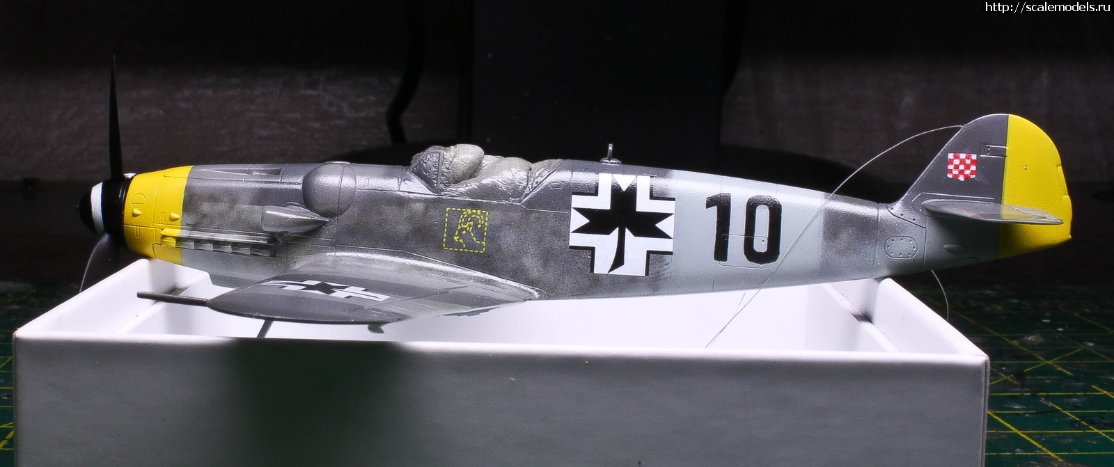 #1742333/ Messerschmitt Bf 109 G-14   1/72, Academy.   