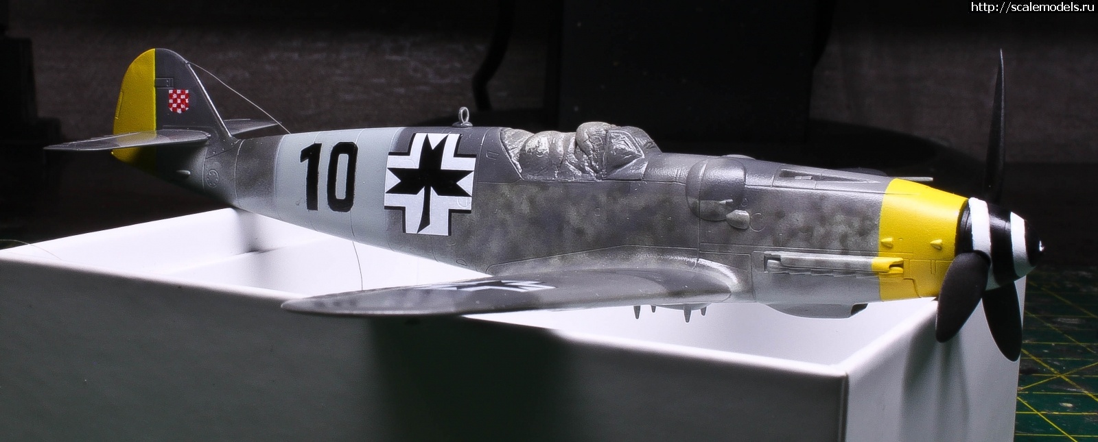 #1742333/ Messerschmitt Bf 109 G-14   1/72, Academy.   