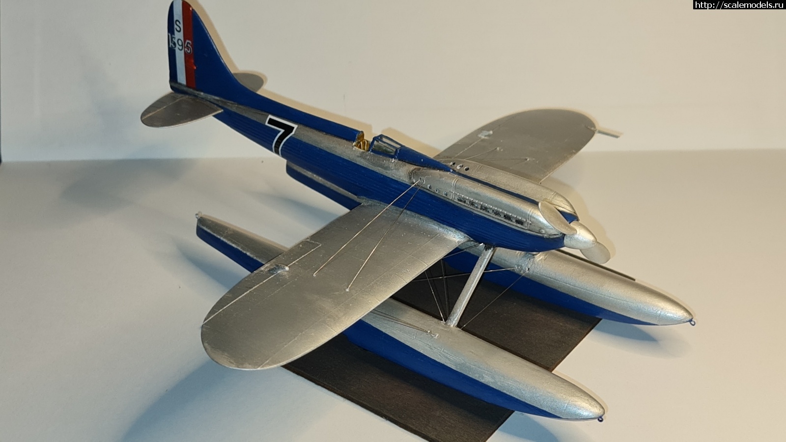 #1745444/ Supermarine S6B Testor 1/48    