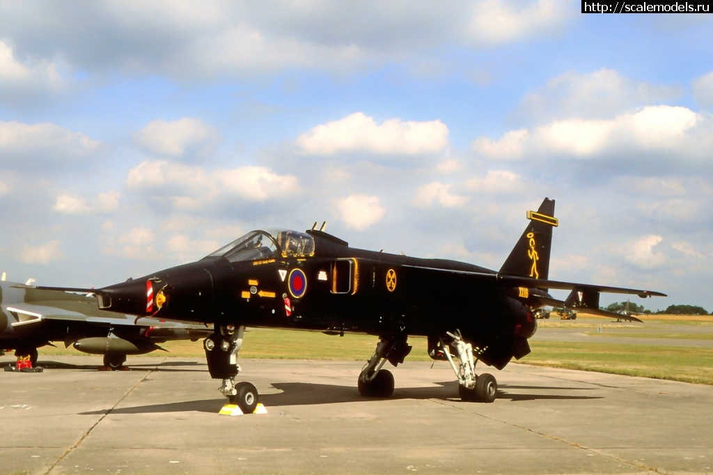 #1749018/ Jaguar GR Mk.1/A Hasegawa 1/72(nitr0gen, _Phantome)  