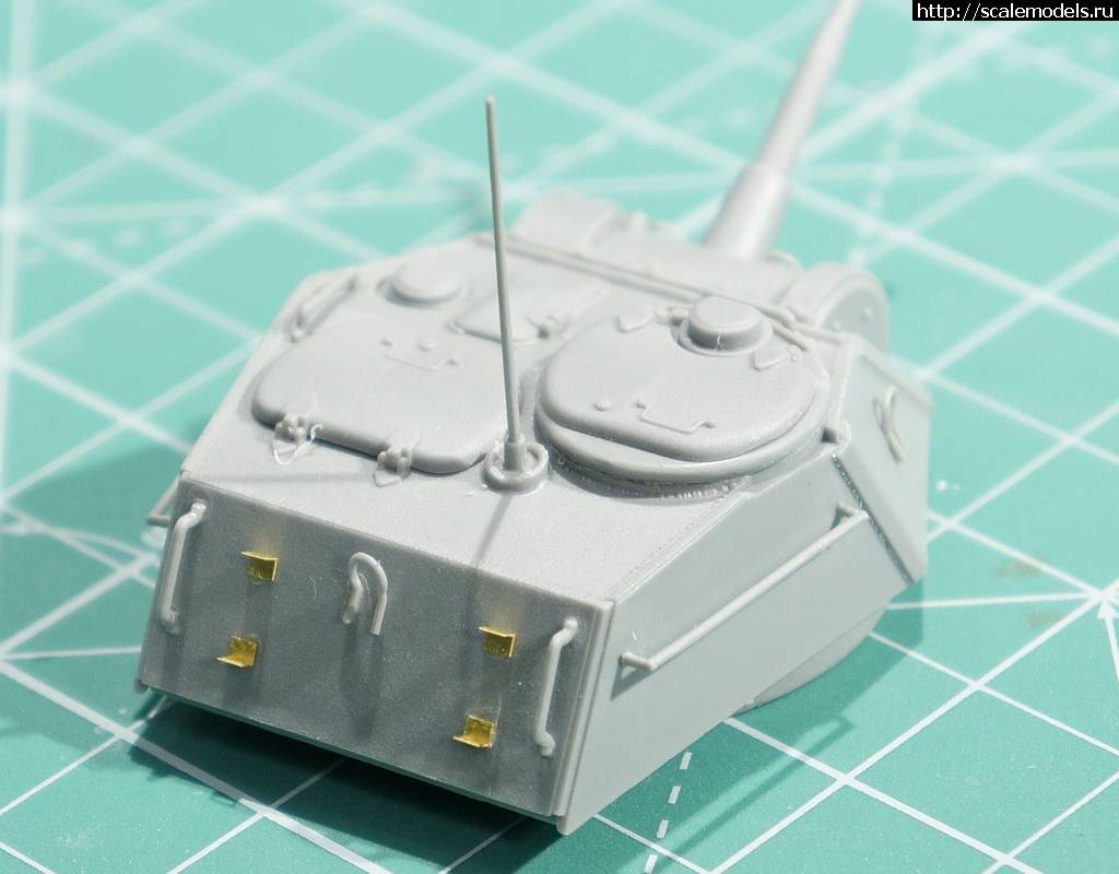 T-80 ( ) 1/35 MiniArt 35117  