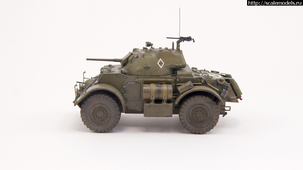 BRONCO 1/48 T17E1 Staghound Mk.1   