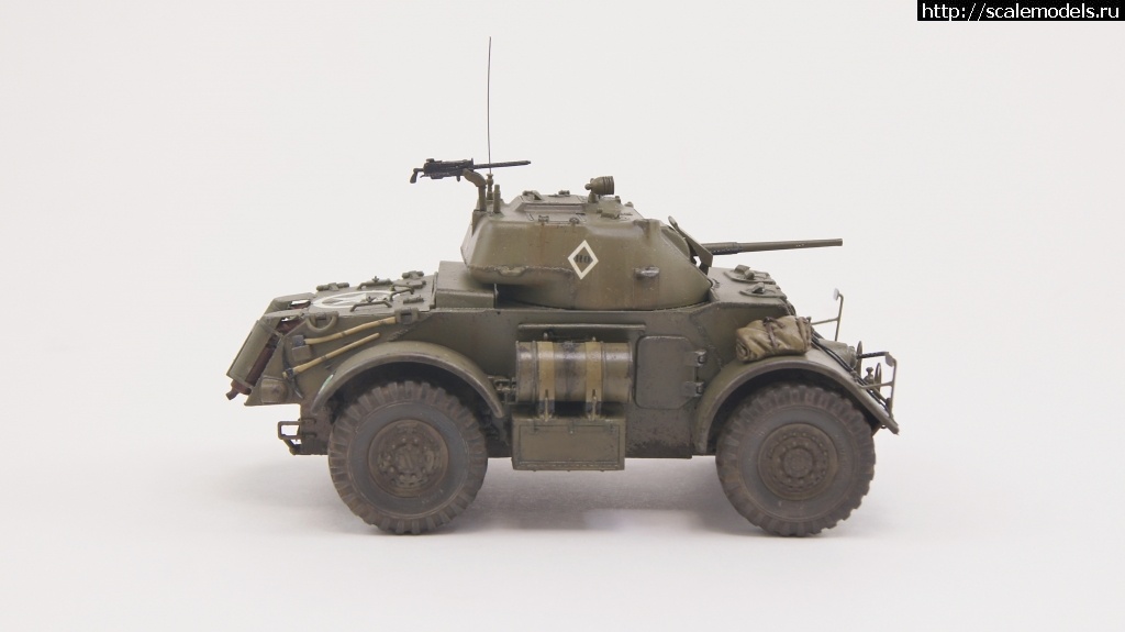 BRONCO 1/48 T17E1 Staghound Mk.1   