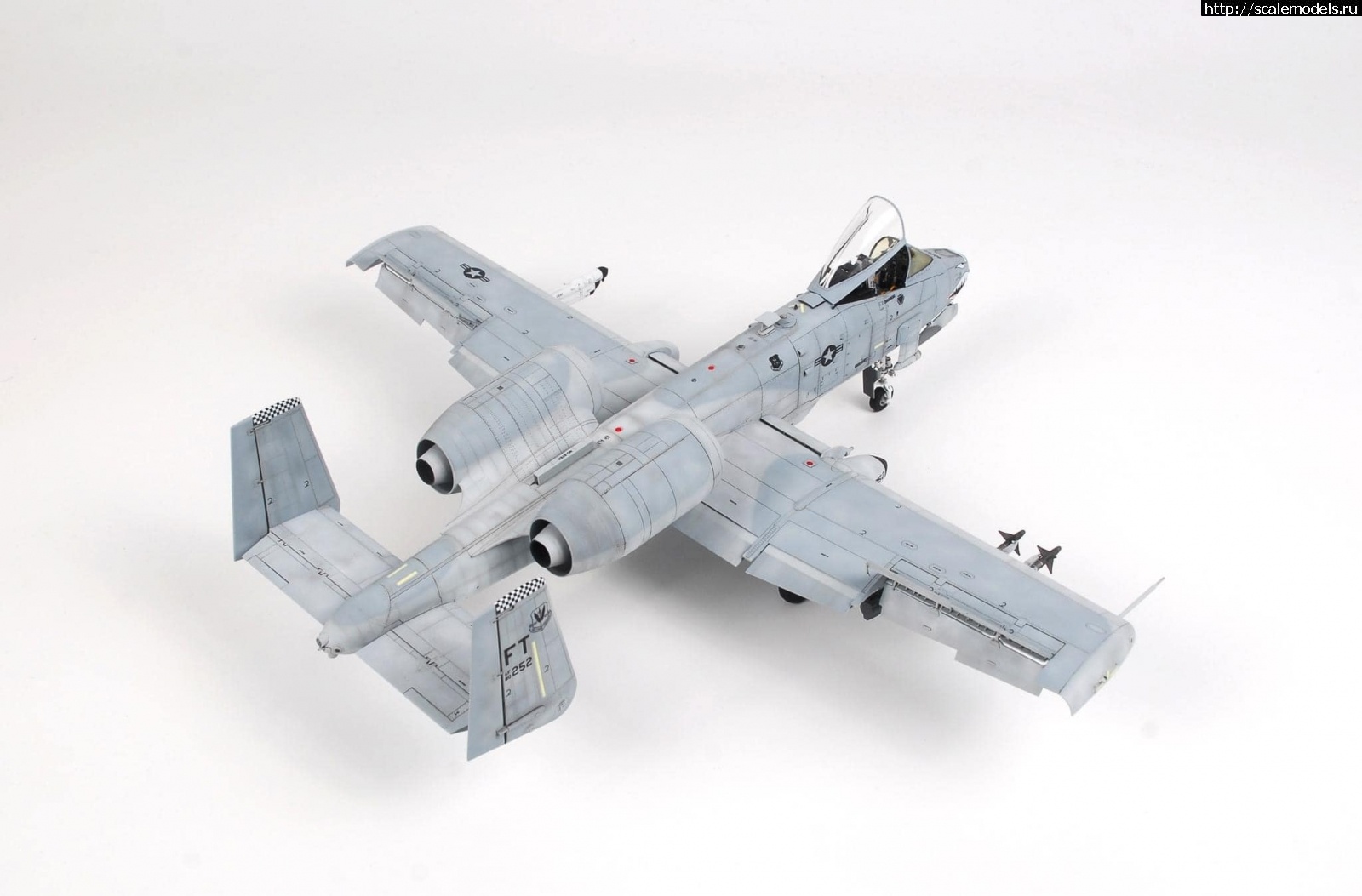 #1767554/  A-10C THUNDERBOLT 1/48 Academy  