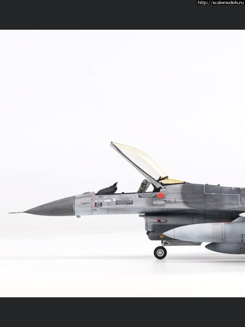 #1768319/  ROCAF F-16 Block 20  Minibas...(#15575) -   